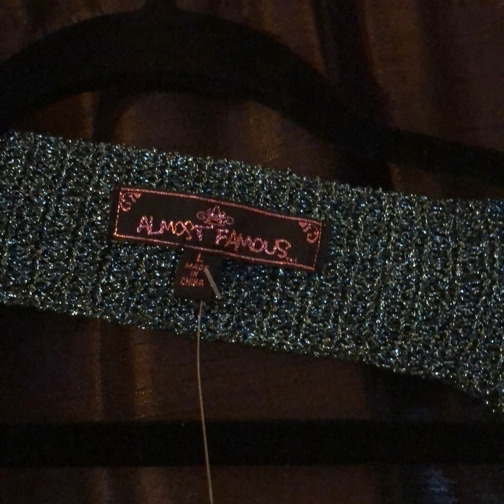 Sweater - Picture 2 of 4